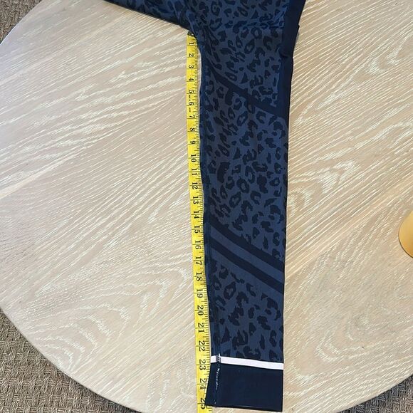 Sweaty Betty Ski Base Layer Thermal leggings, Size 10-12, Leopard print, NWOT - Picture 9 of 9
